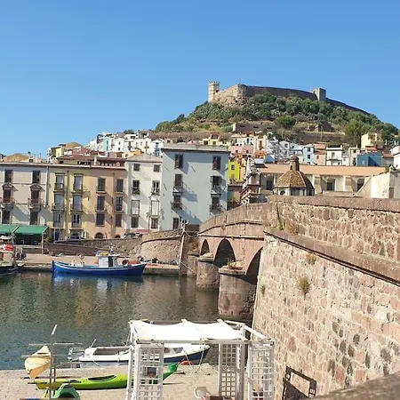 Bilocale Centro Storico Di Bosa